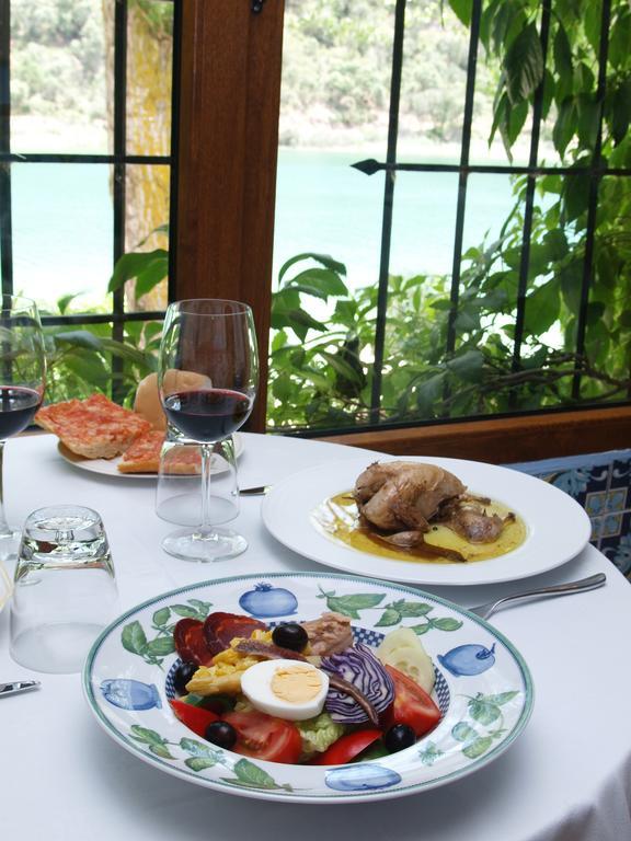 Hotel Rural Albamanjon Ruidera Bagian luar foto